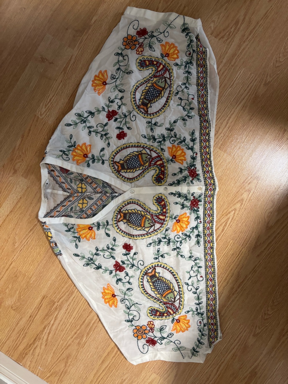 ZARA White Boho Blouse with Multicolor Embroidery